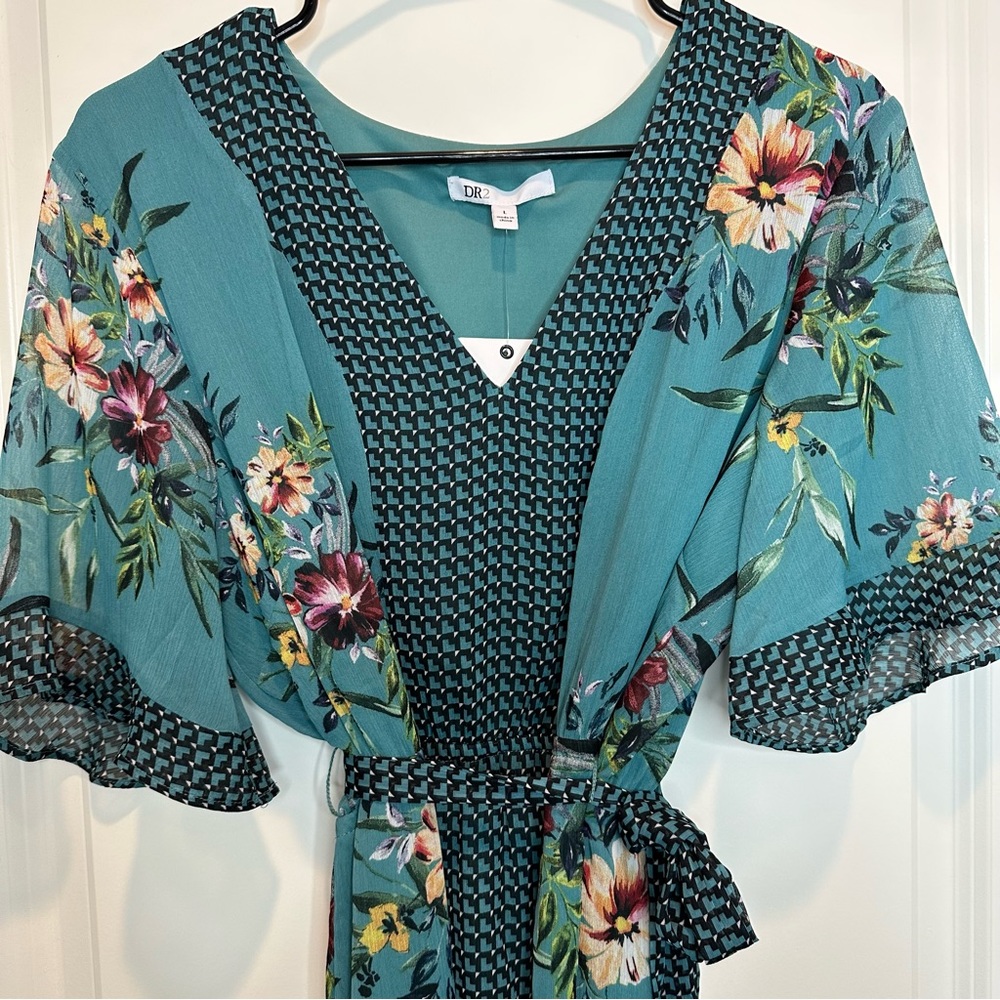 DR2 Turquoise Floral Dress size Large NWT